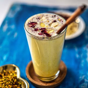 Image of COLLECTION-HOLI-DRINKS