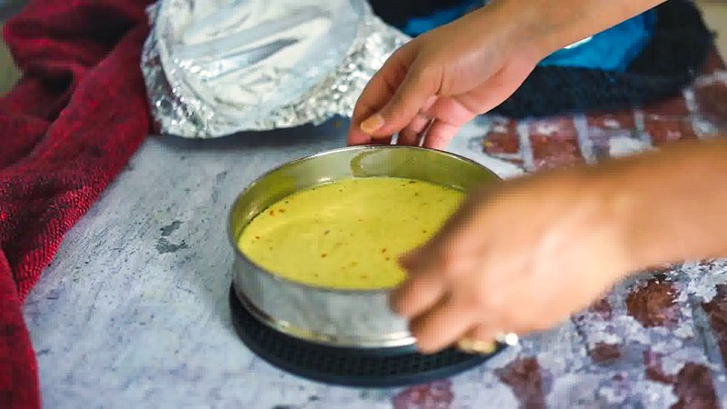 Image of the recipe cooking step-2-9 for Bhapa Doi