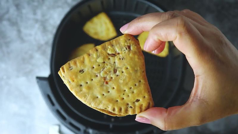 Image of the recipe cooking step-5-6 for Cheese Garlic Masala Mathri (Fried, Air Fryer, Baked Recipe)