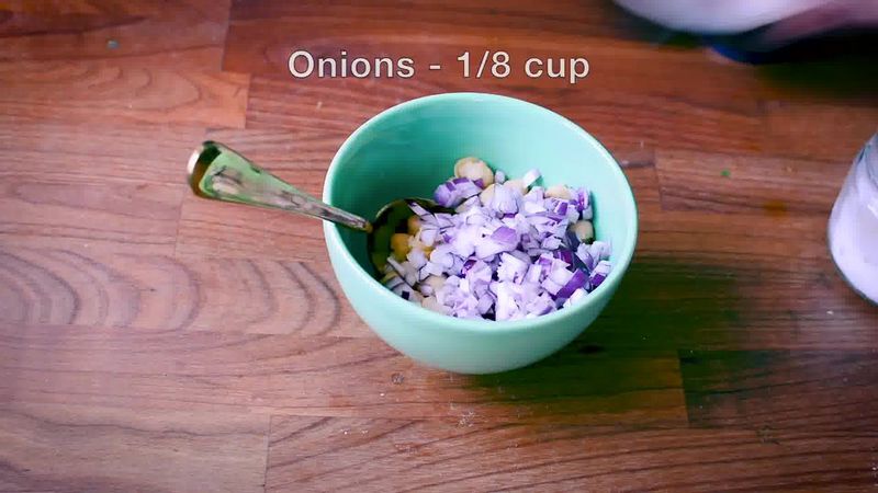 Image of the recipe cooking step-5-2 for Complete Pani Puri Recipe - Golgappa