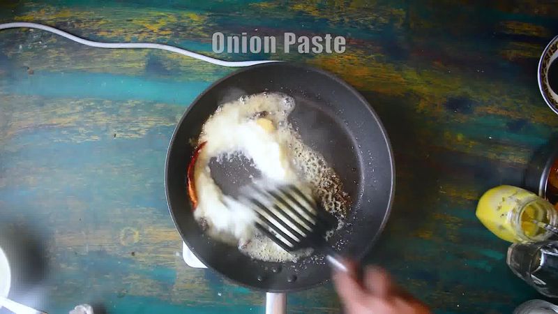 Image of the recipe cooking step-2-3 for Restaurant Style Kaju Curry - Cashew Curry - Kaju Masala