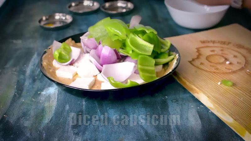 Image of the recipe cooking step-2-4 for Paneer Tikka