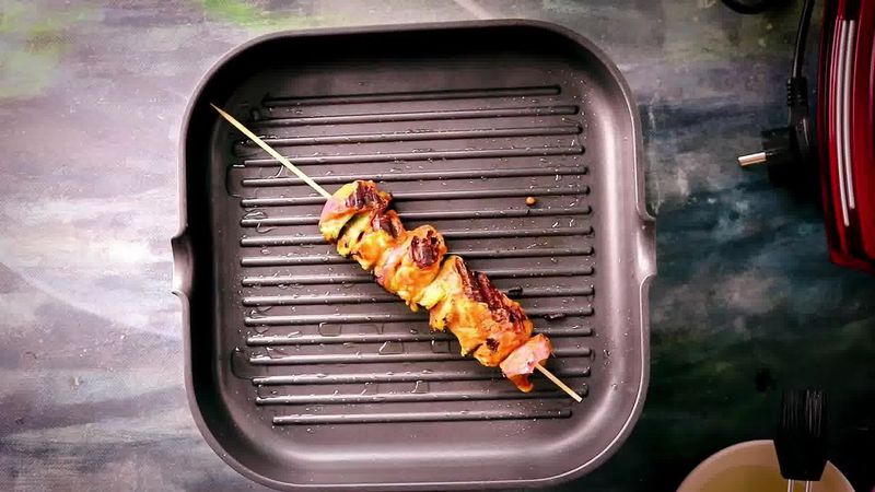 Image of the recipe cooking step-3-3 for Paneer Tikka