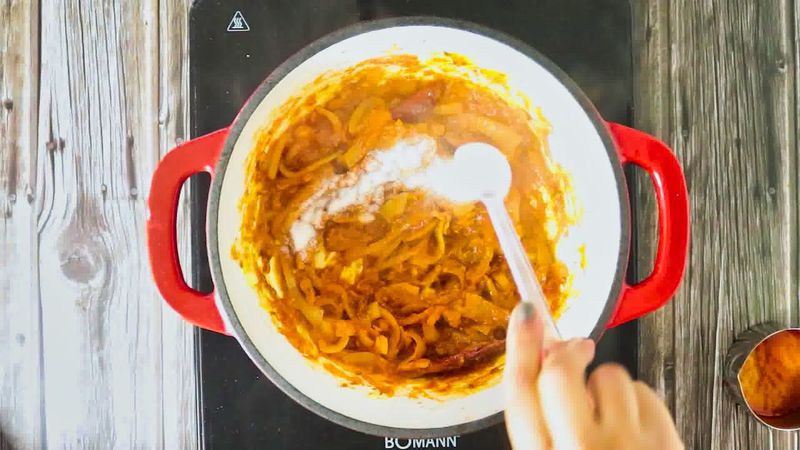 Image of the recipe cooking step-1-9 for Vegetable Jalfrezi